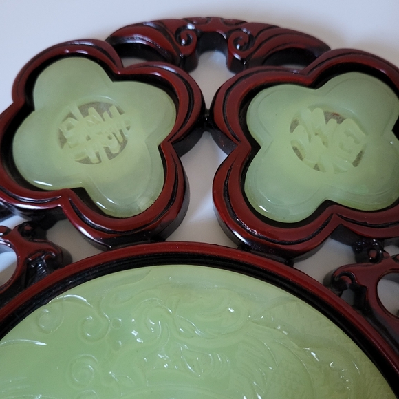 Faux Jade and Resin Decorative Chinese Wall Hanging - Picture 8 of 15